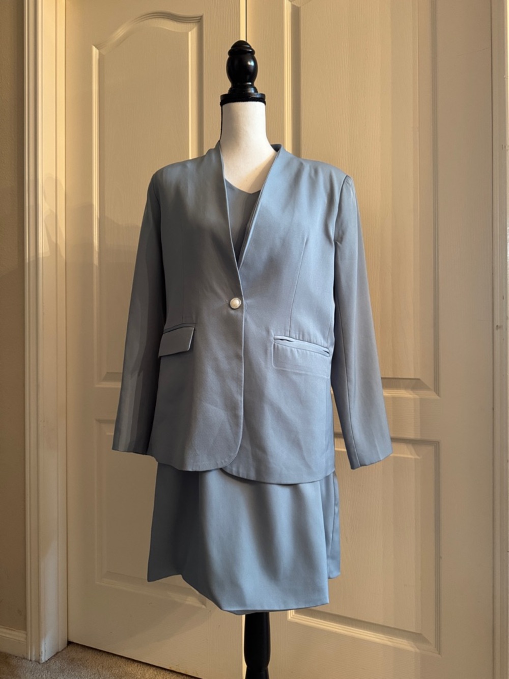 Women's Light Blue Single-Button Blazer with Matching Dress - Size Large